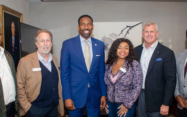 Mayor Dickens Meets with REALTORS® and Residents to Discuss Crime and Buckhead Cityhood Movement